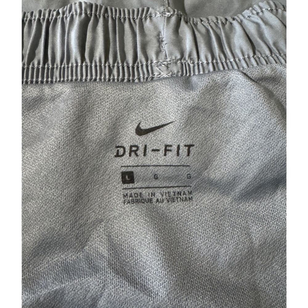 Nike Women’s Dri-Fit Tempo Running Shorts – Size L – Gray - Picture 5 of 7